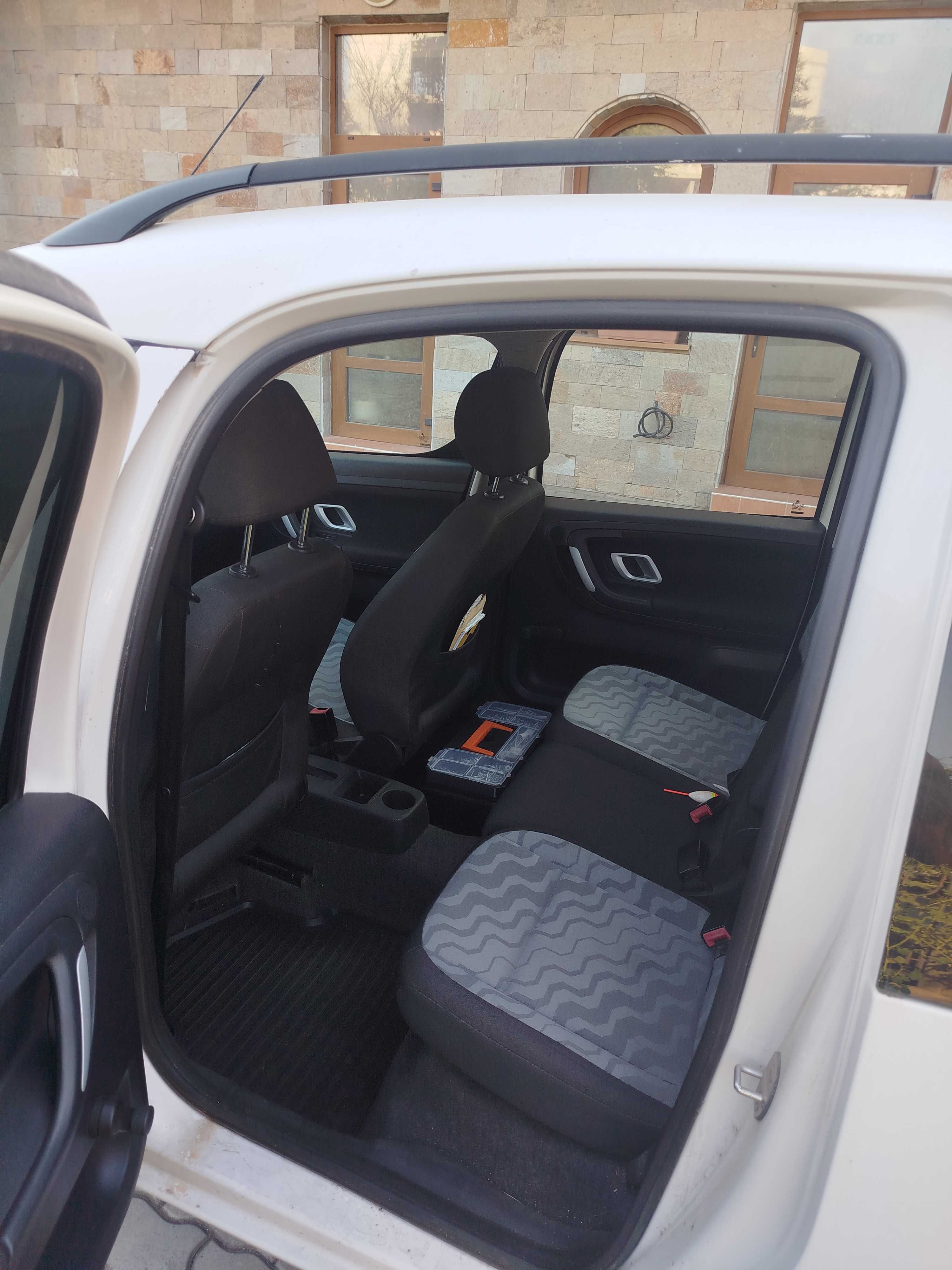Skoda roomstar 1.4 Промо Добро състояние