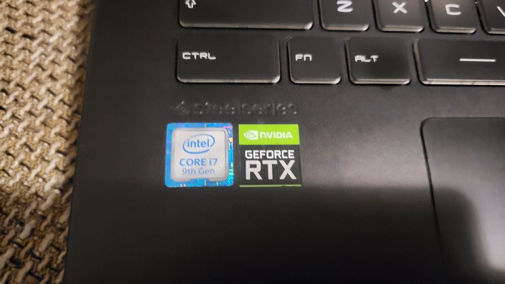 Култовият лаптоп MSI Titan GT76 с компоненти на Desktop настолен PC