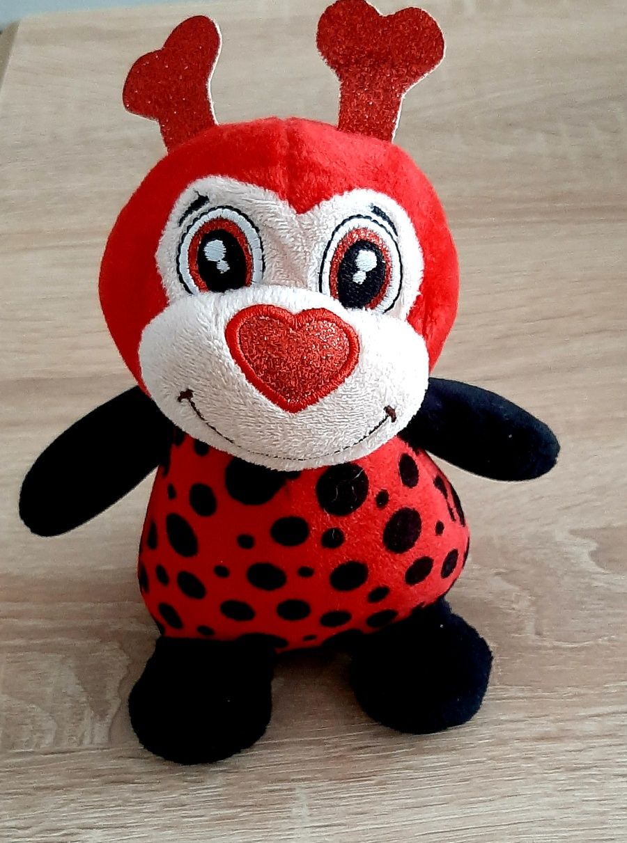 Плюшени играчки и музикални играчки за количка,легло в отличен вид
