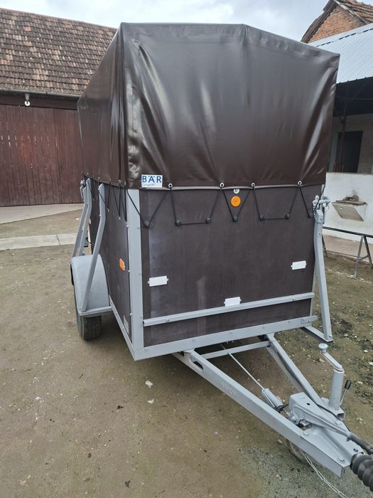 Vând remorcă/transport animale