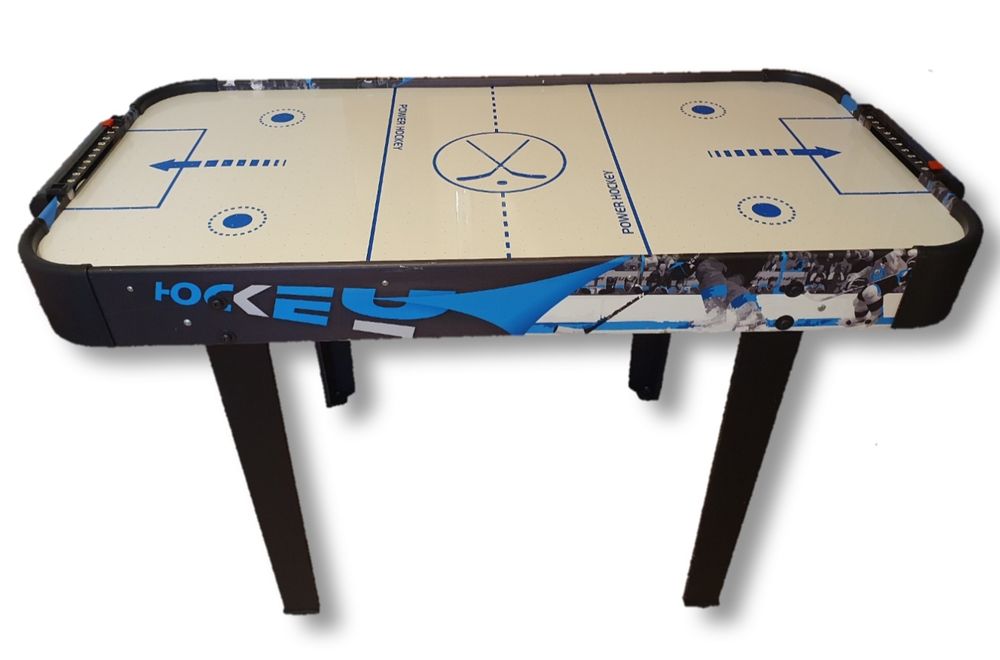 Masă air hockey.