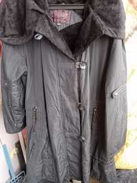 Куртка женская раз.54 с капюшоном черного цвета недорого