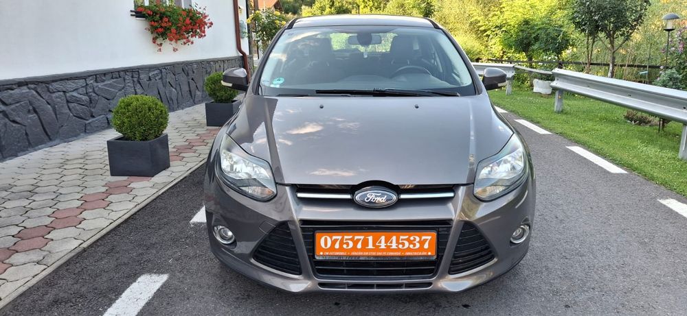 Vând-Ford Focus 3 2011