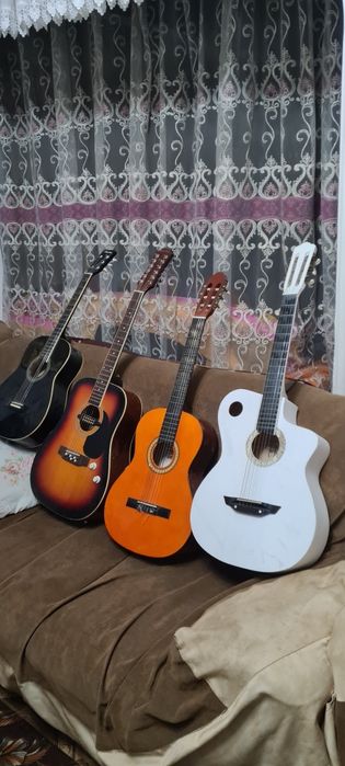 Хархил турдаги гитаралар сотилади