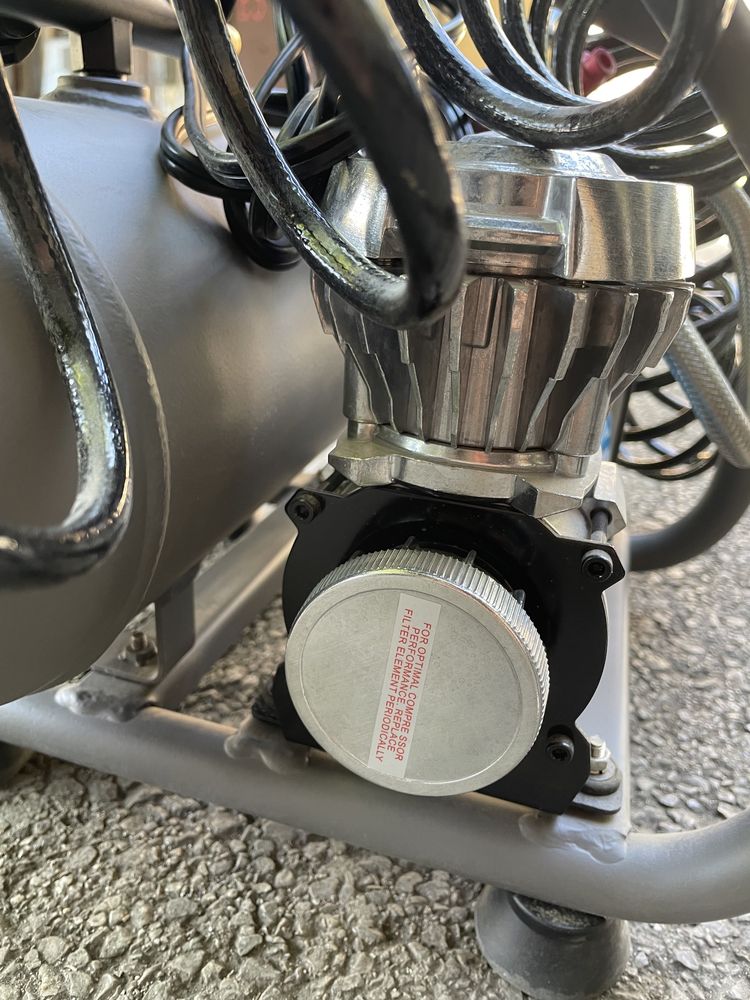 Преносим компресор 12v
