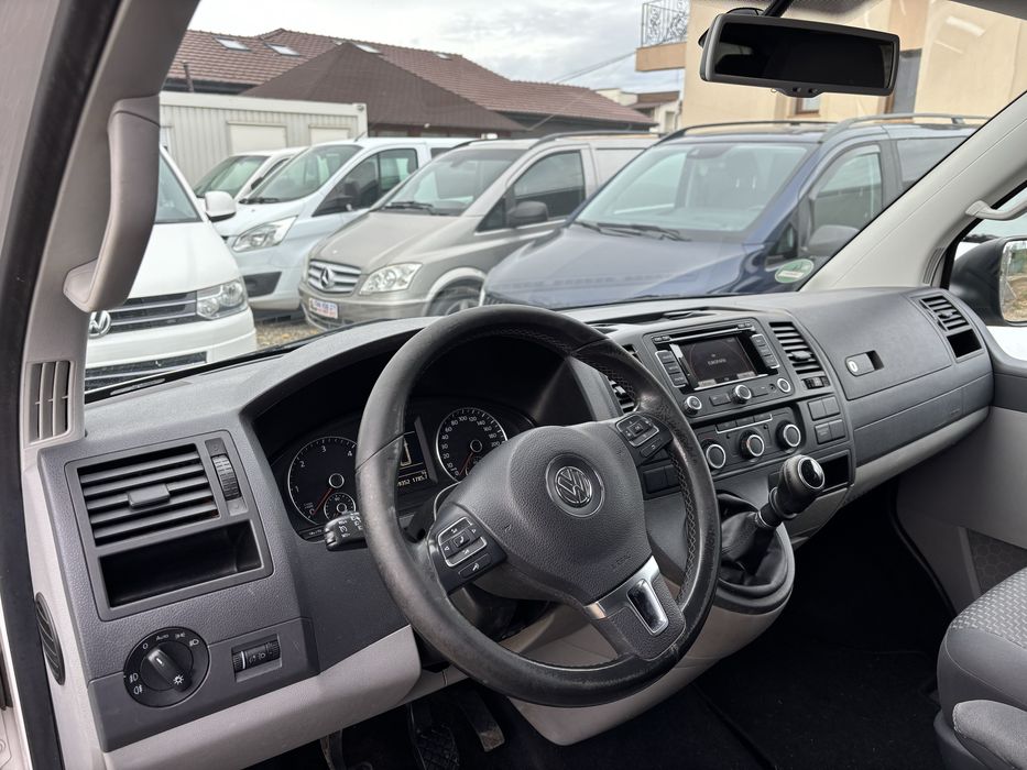 Vw transporter cabina 5 locuri 2.0 tdiposibilitate rate