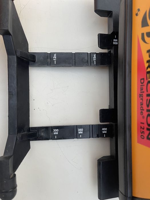 Spectra precision tevi canalizare topcon leica piper