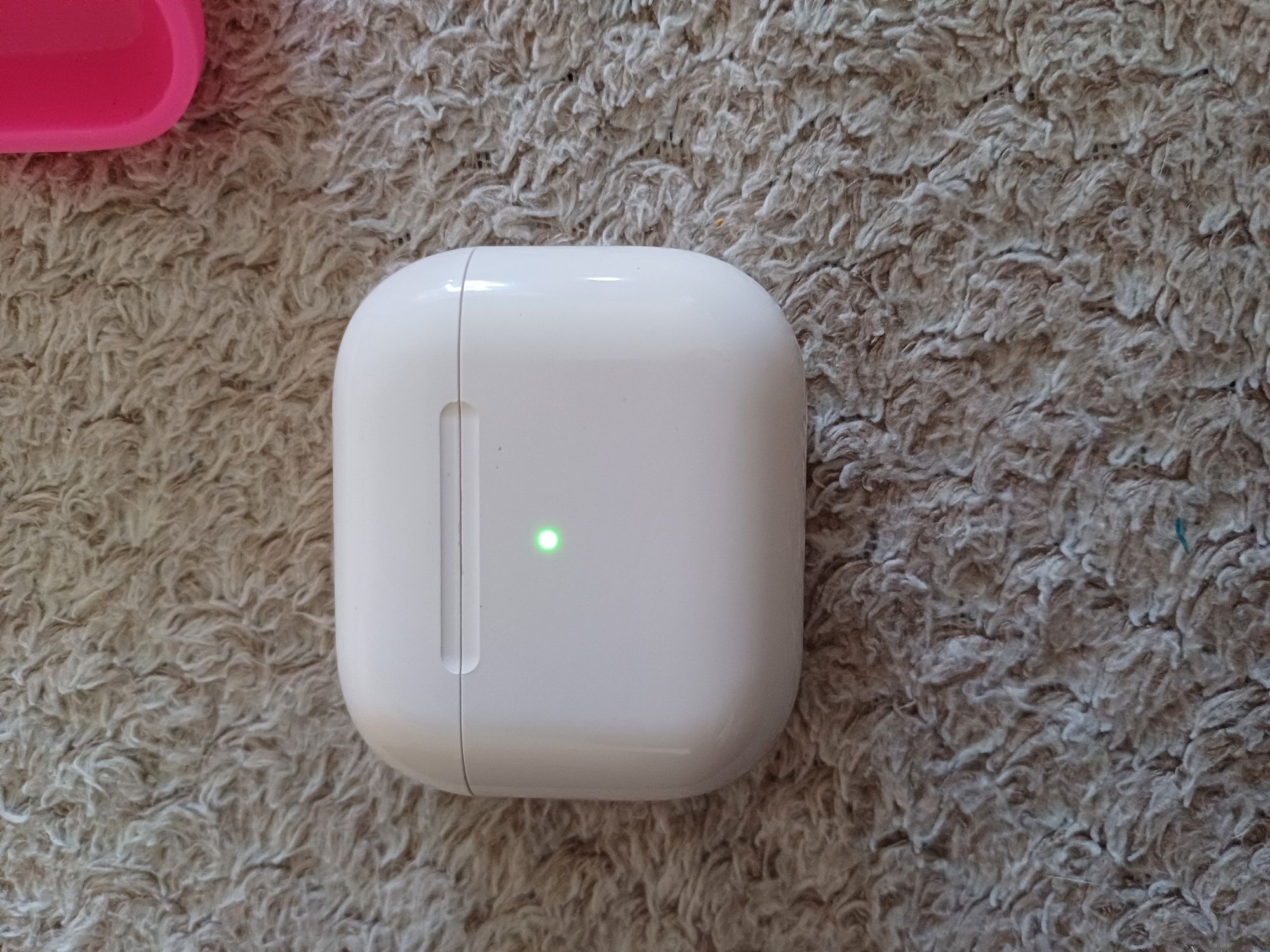 кейс Apple AirPods 3