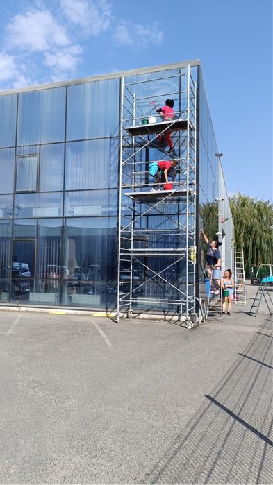 Inchiriere schela aluminiu mobila schela interior schela ingusta