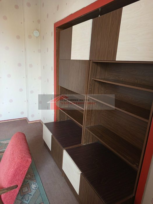 Дава под наем 3-стаен гр. София - Център 99m²