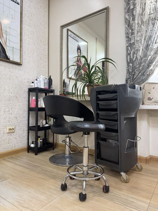 Сдам кабинет в аренду в салоне красоты