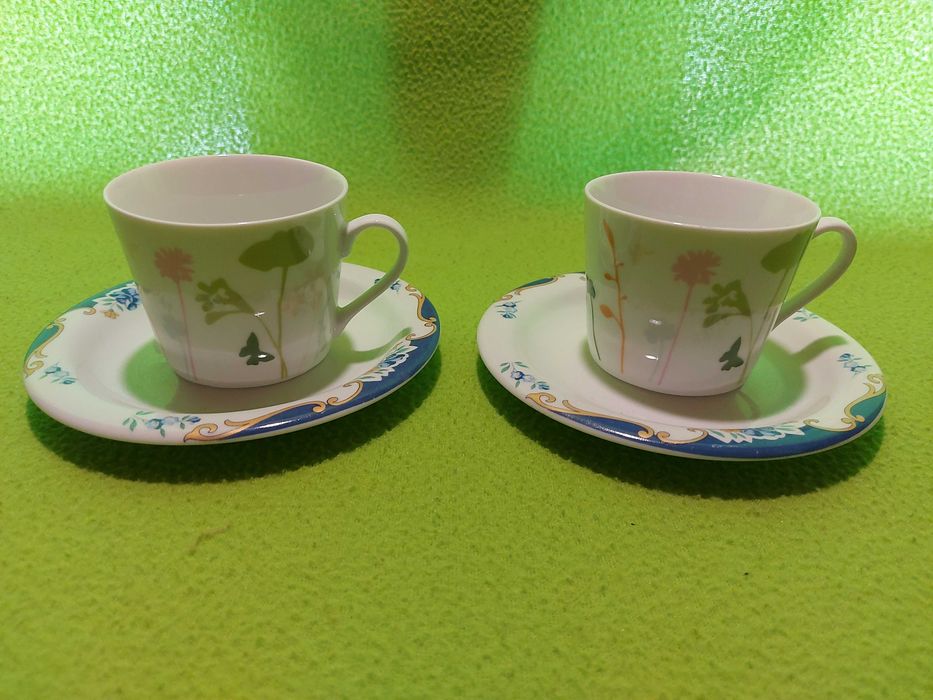 Cescute pentru cafea cu farfurii, buc = 7