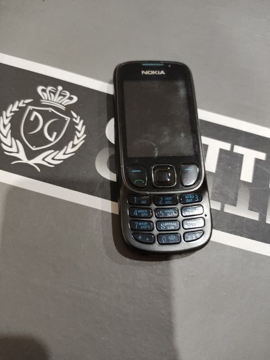 Продам телефон Нокиа 6303c