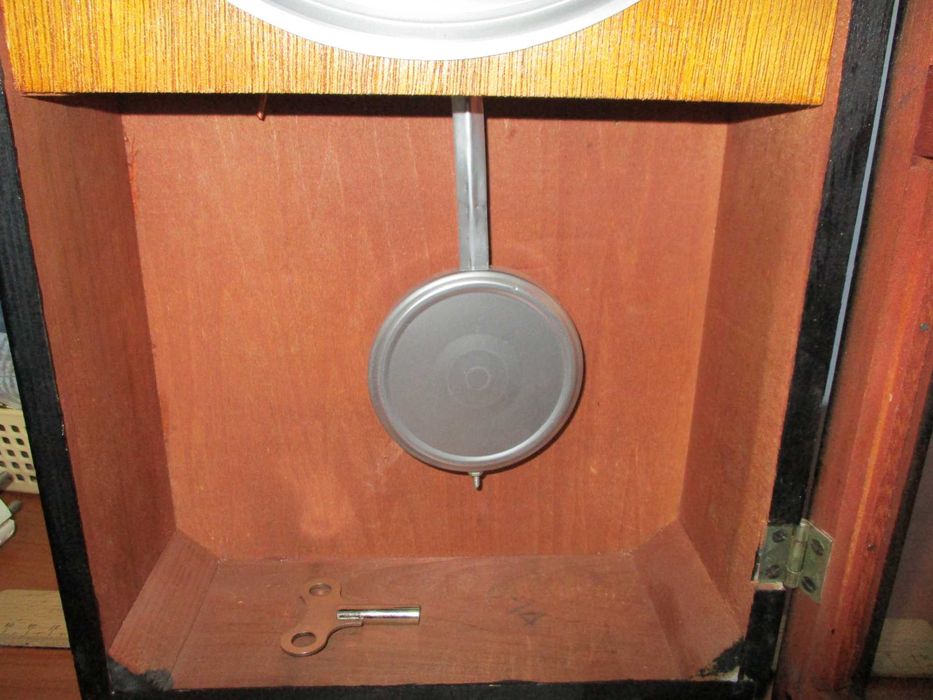 ces mecanic cu pendul SHANGHAI 555 , 1980