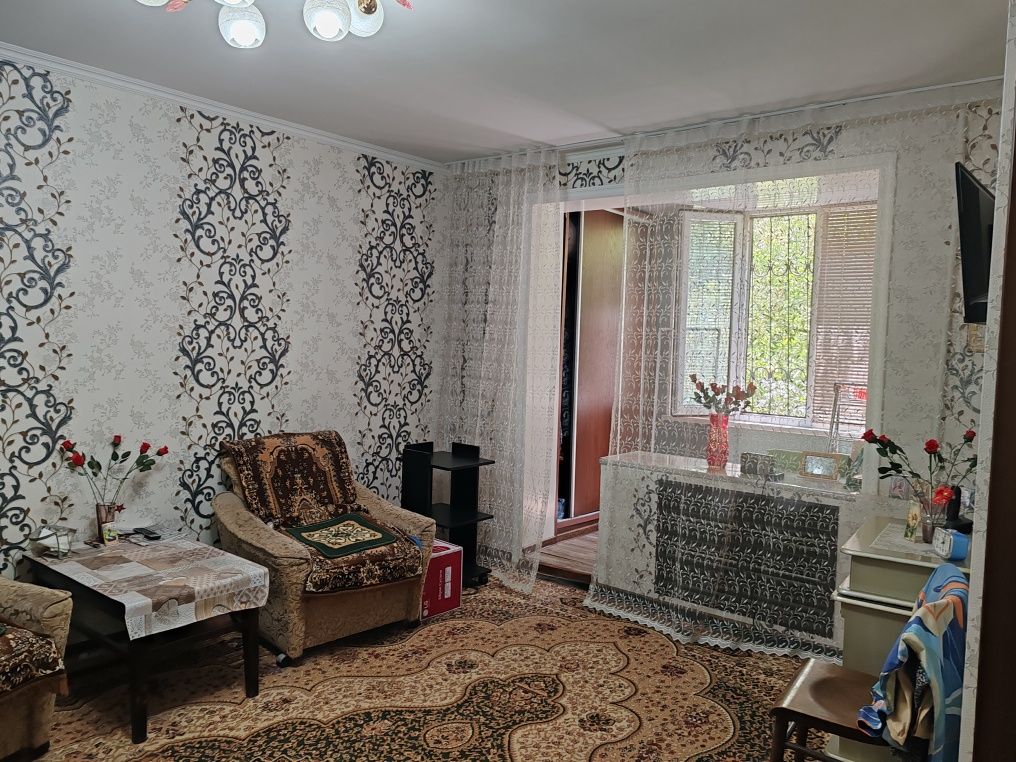 Продается Авиасозлар-4  1/2/4 армянские дома
