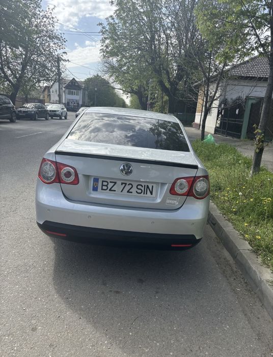 Vand Volkswagen Jetta Mk5