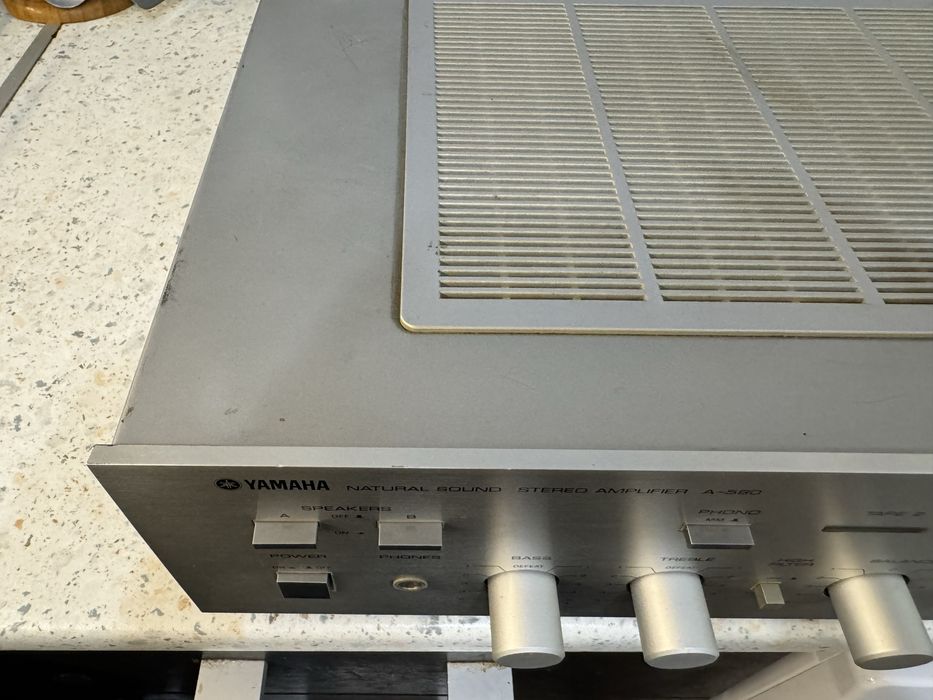 Yamaha A-560 стерео