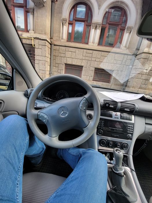 Mercedes C Class Avantgarde 2004 2.2 CDI