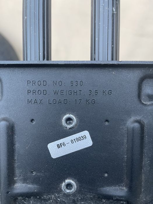 Suporti Bicicleta Thule si Barca . 2 Buc