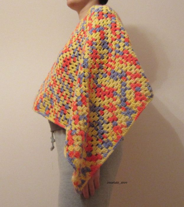 Tricolor infasurator Poncho - lucrat manual