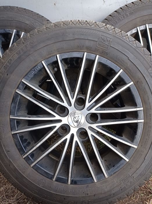 Джанти с гуми за Рено трафик,Опел виваро,нисан