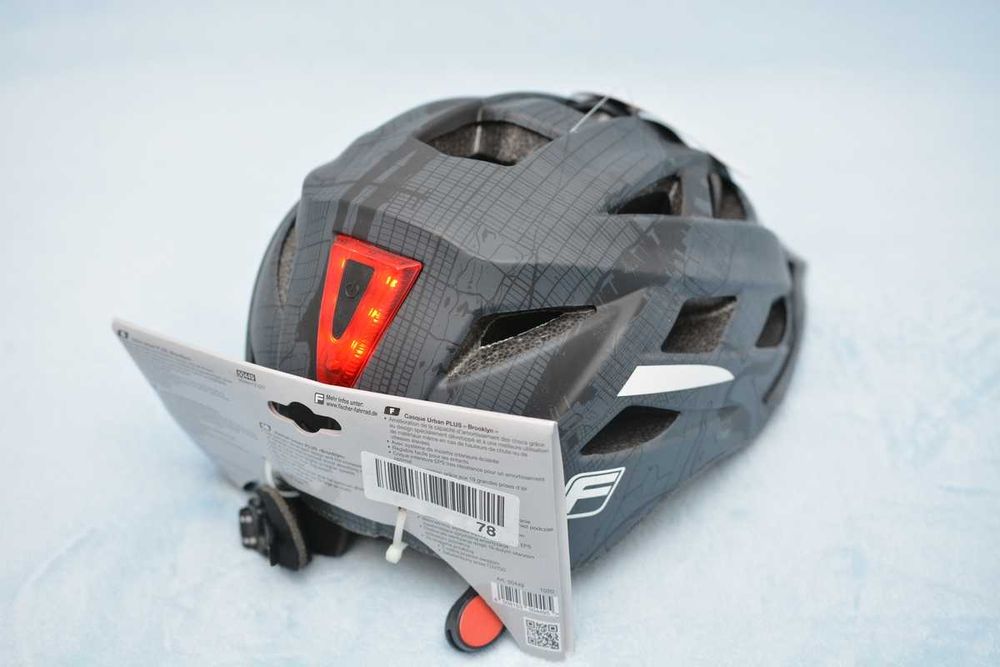 Casca bicicleta Fischer cu lumina, marime S/M - NOU