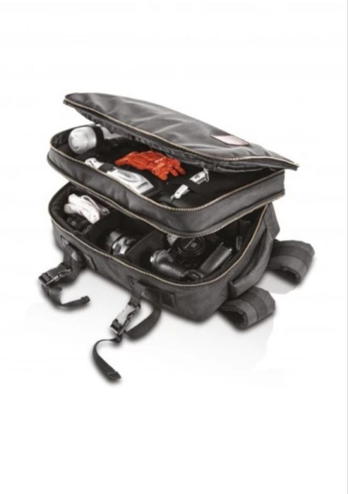 Черна бръснарска раница