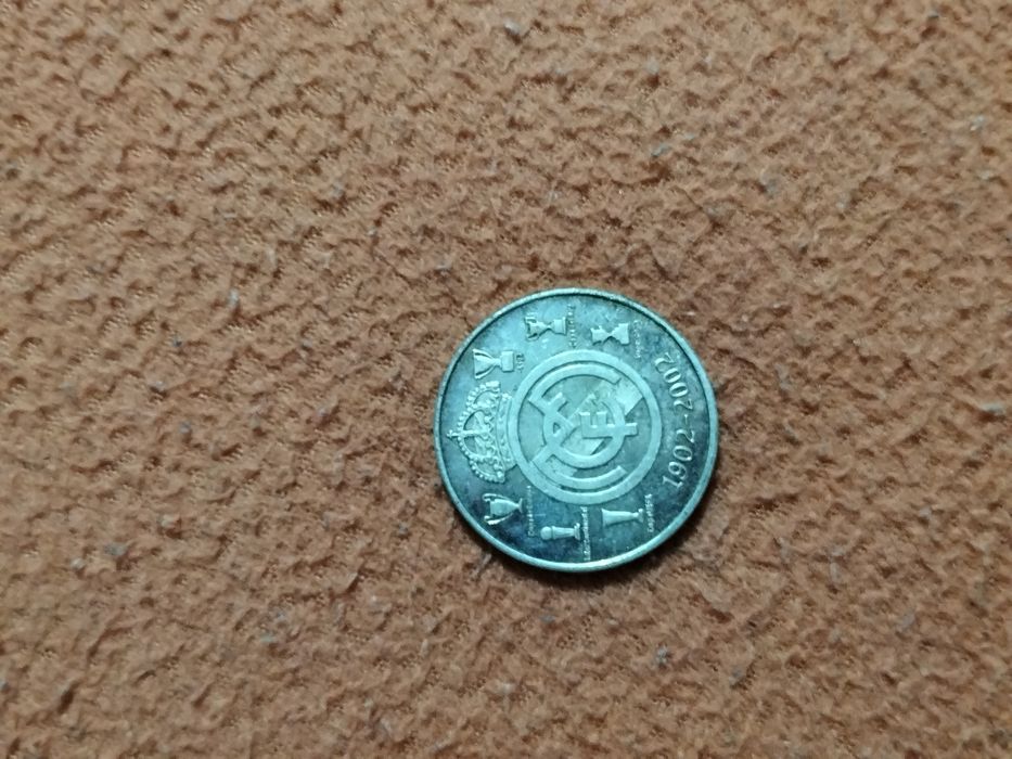 Vand moneda fabricata de echipa real Madrid
