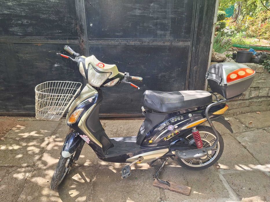 Електрически скутер