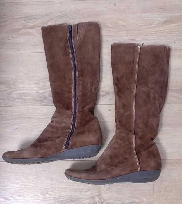 Cizme din piele intoarsa 38