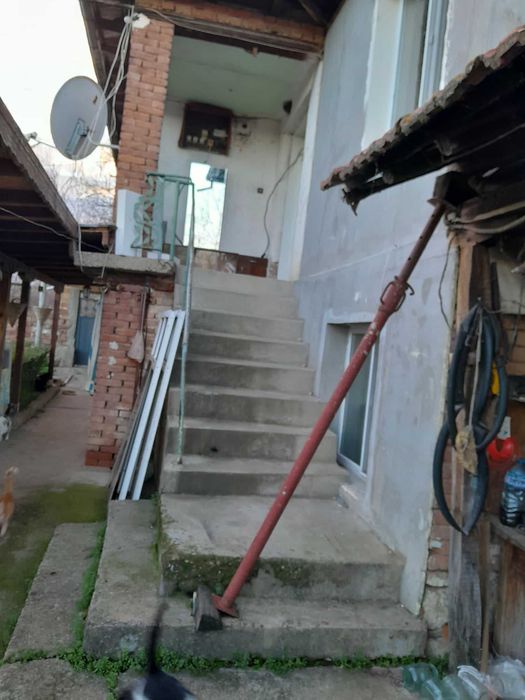 Къща в село Хотница