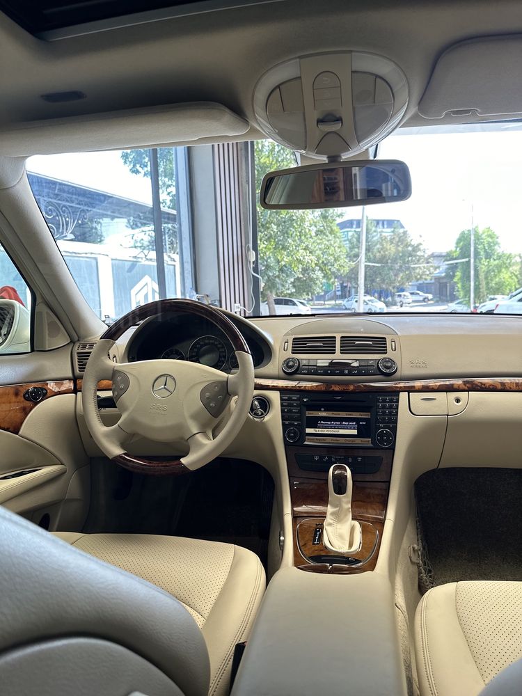 Mersedes benz w211