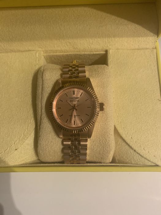Ceas Invicta - rose gold