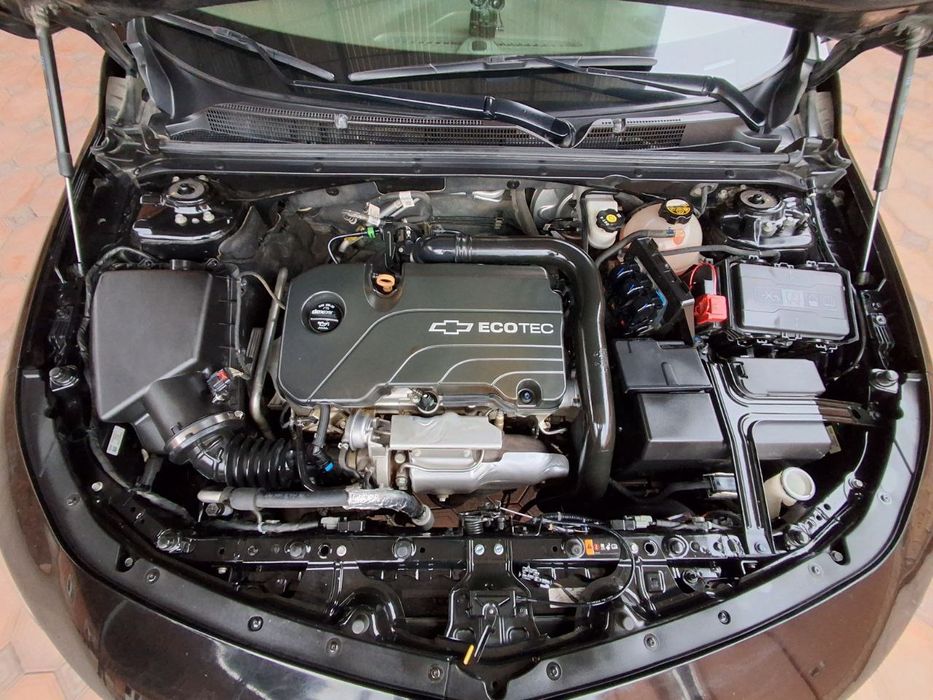 Malibu  ideal  holatda 2019