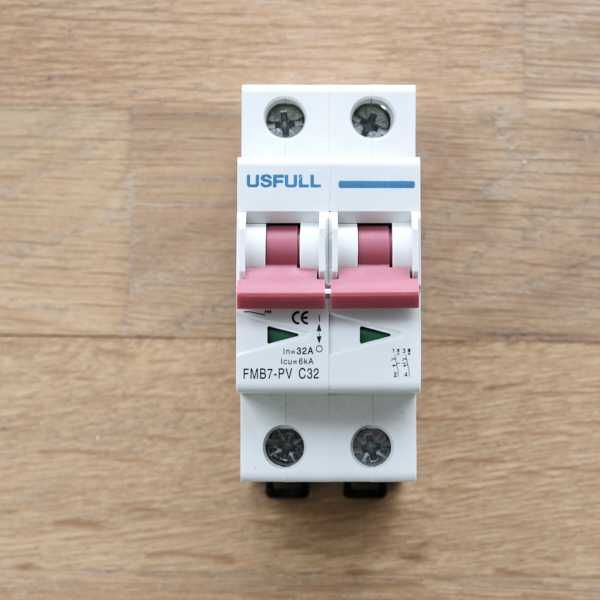 DC предпазител за фотоволтаици 16,20,25,32,40,50,63A от 600v до 1200v