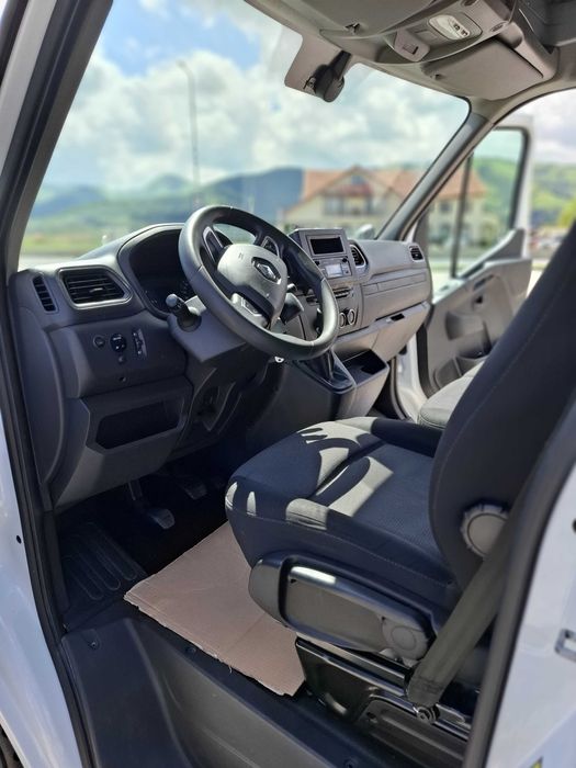 Renault master an 2021 luna 8 10 euro paleti  iveco sprinter fiat