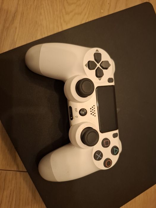 Play station 4 slim 500gb stare buna + 1 controller