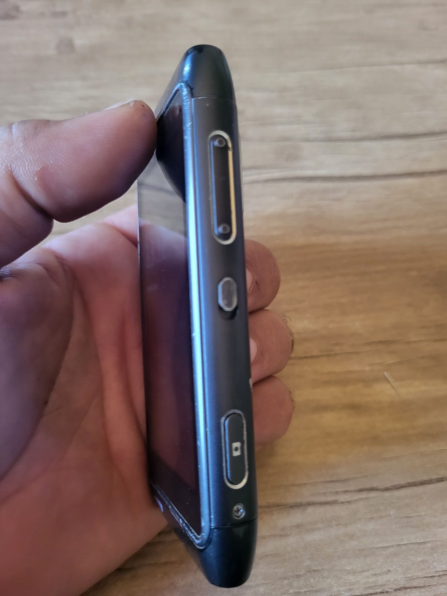 Nokia n8 sotuvda