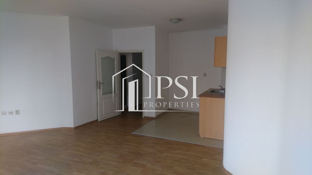 Дава се под наем Двустаен апартамент в Пловдив, Южен - 65 кв.м за 204 € - Снимка #1