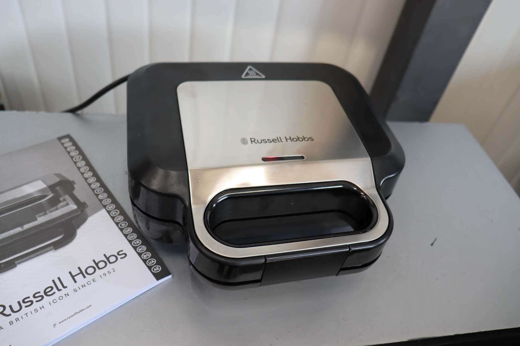 Сандвич-машина Russell Hobbs 3 в 1, 750W, 3 , грил, вафли, сандвичи