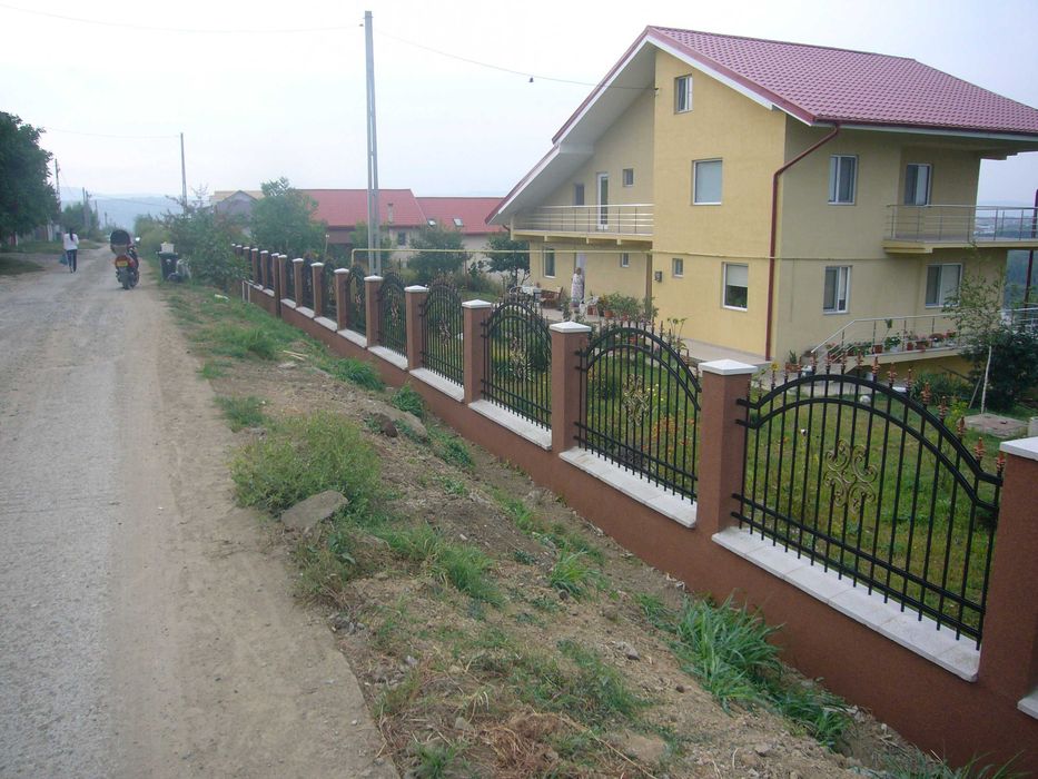 Garduri de diferite modele (sipca metalica, jaluzele, tabla plasa BCA)