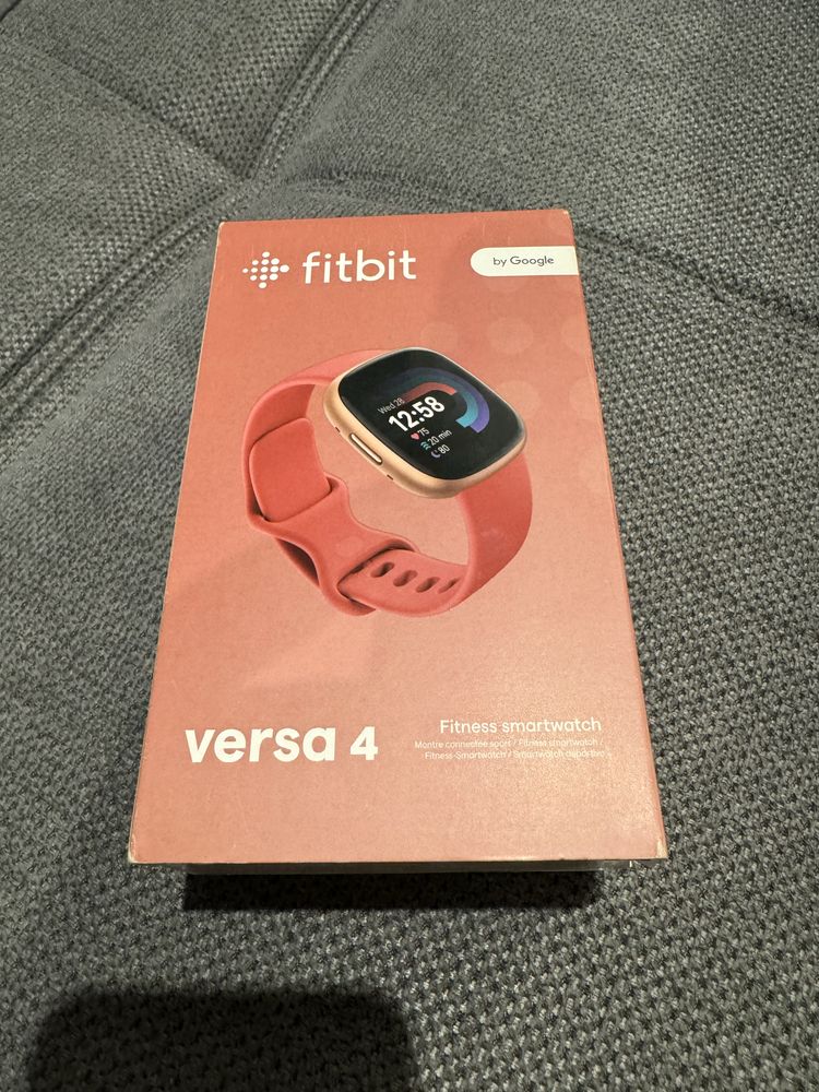 Ceas Fitbit versa 4 smartwatch, nou in cutie, sigilat