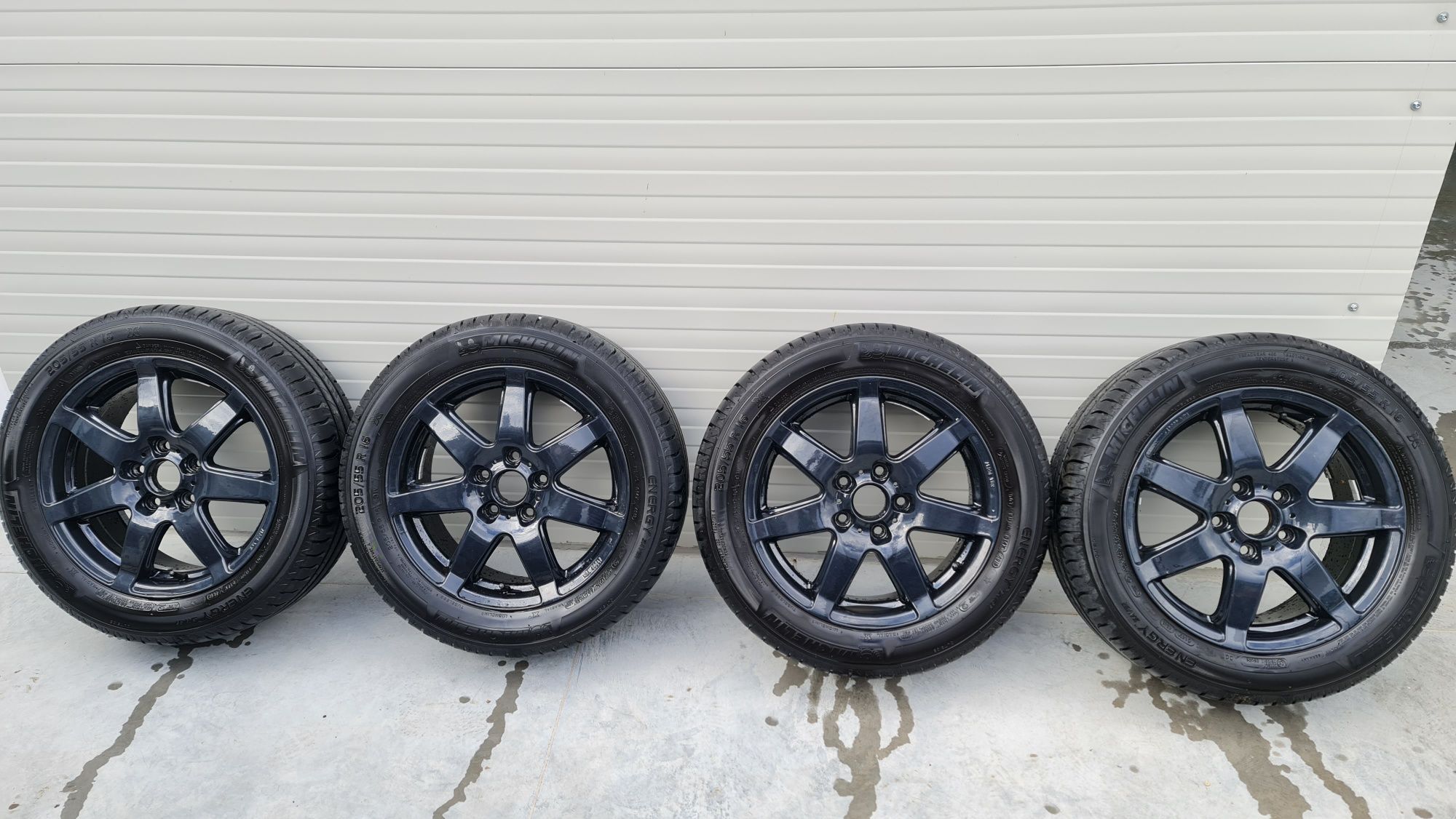 Vând set 4 roți de vară 5x112