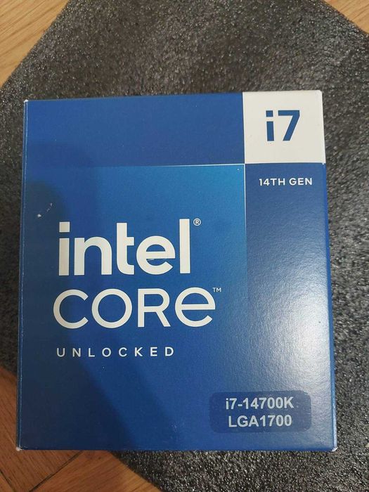 Intel Core i7 14700K + MSI Z790 Gaming plus Wi-Fi DDR5