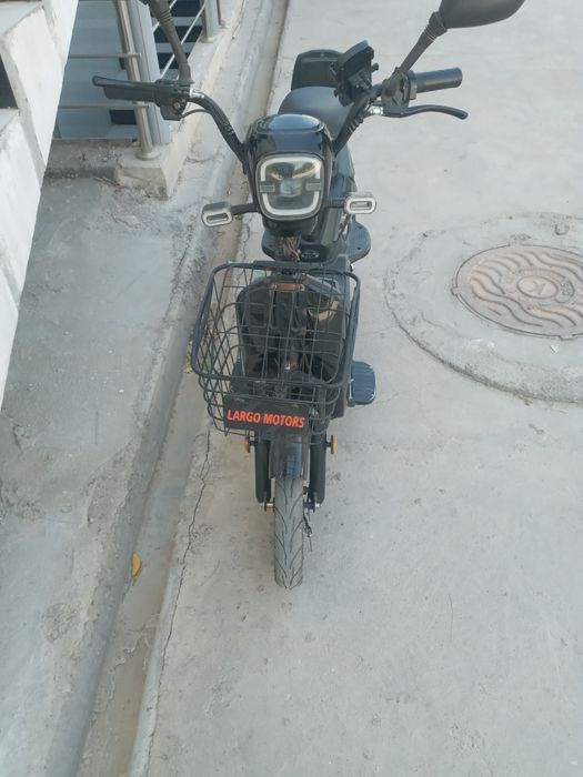 Skuter sotiladi 35 km yuradi telefon qilsayiz kelishamiz