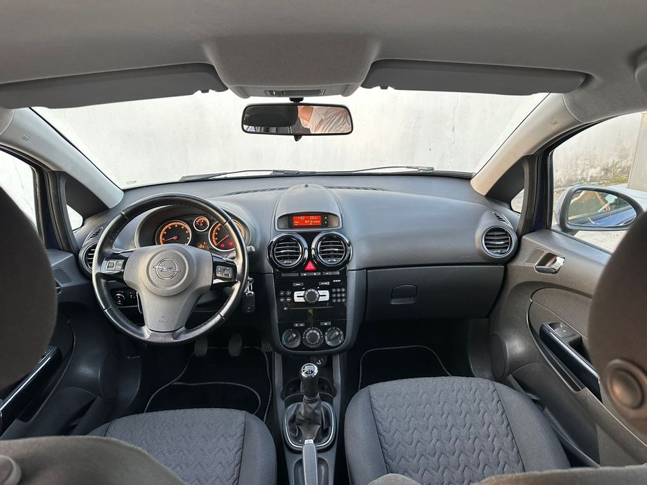 Opel Corsa D /euro5 / benzina + GPL/ 130 k