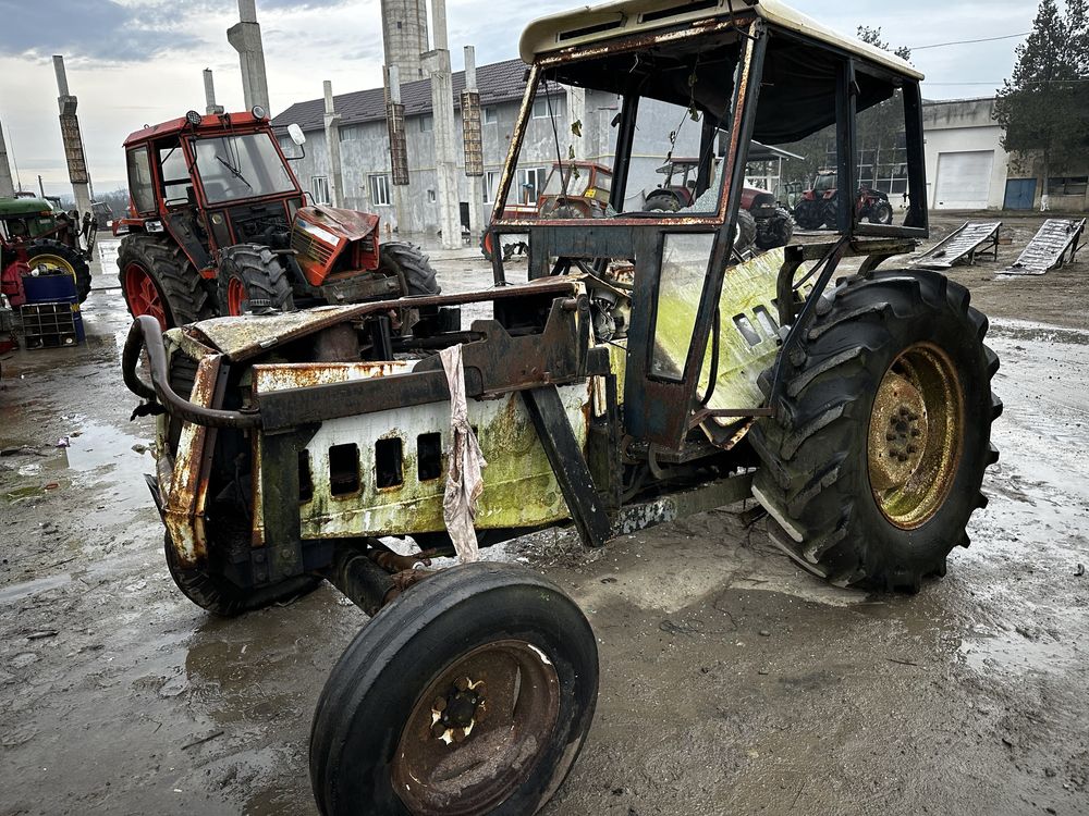 Dezmembrez Lamborghini 684 cu incarcator