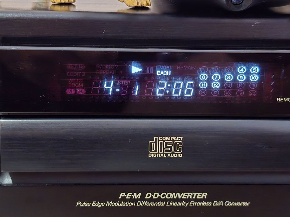 Jvc XL-Z674 KD Series. Cd player top. Vârf de gamă. Preț fix !