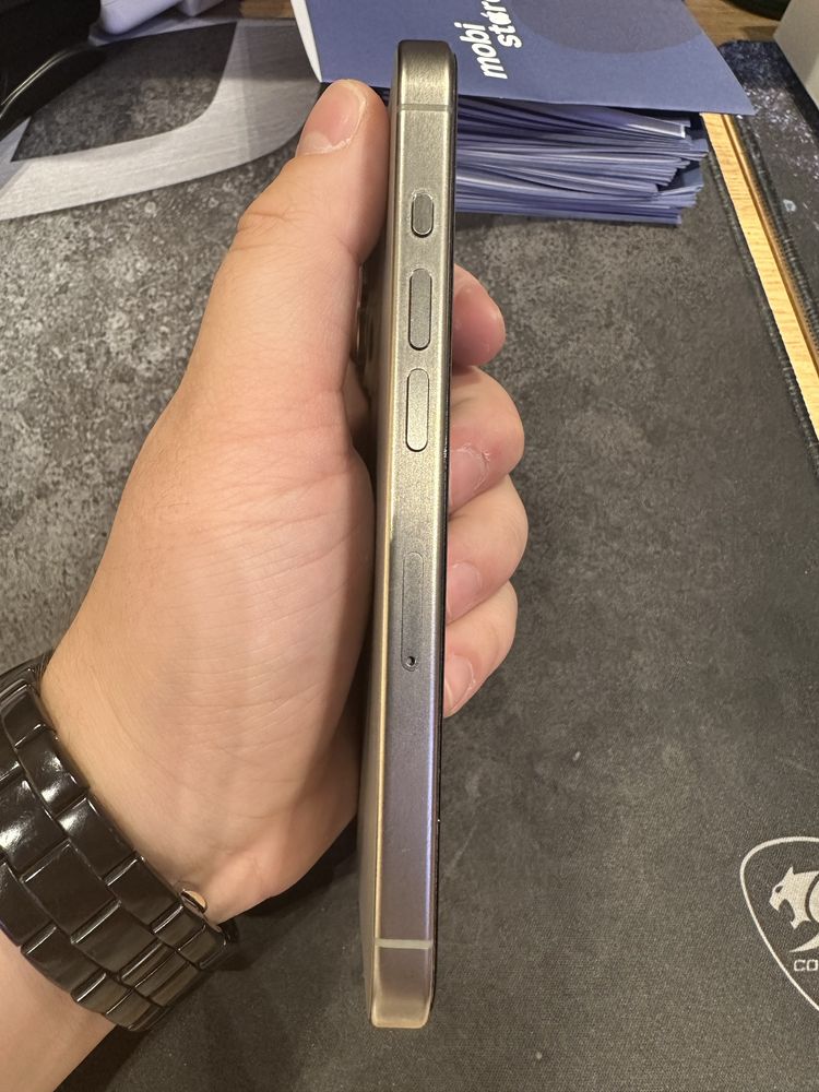 Iphone 15 pro  256