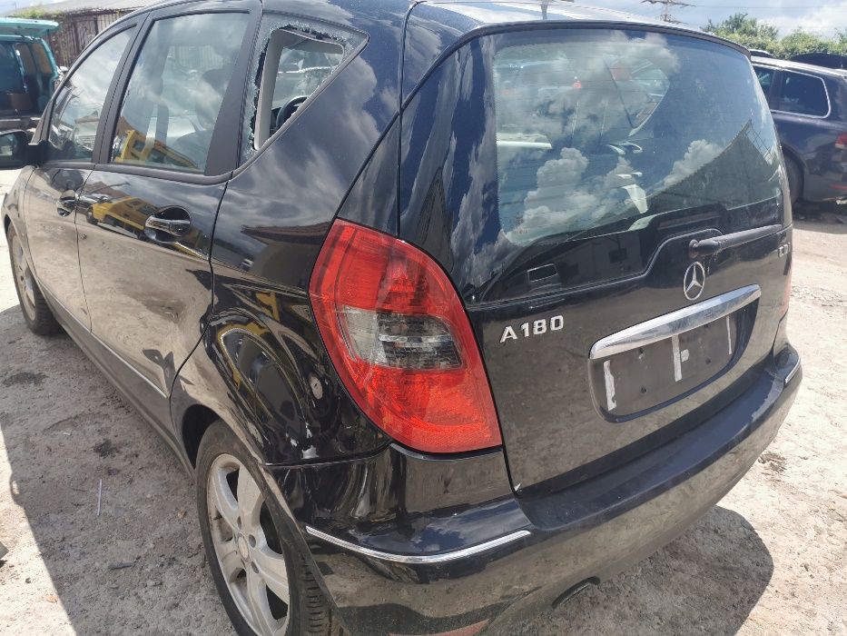 dezmembrez mercedes a class facelift/mercedes w169/a class a180/